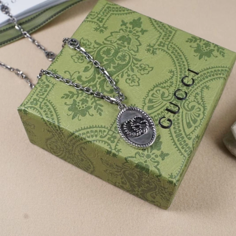 Gxccx Necklaces Stylish 302068