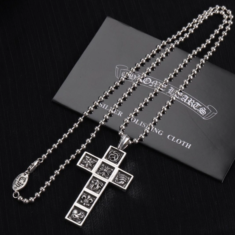 Compact Chrxmx Hxxrts Necklaces 296062