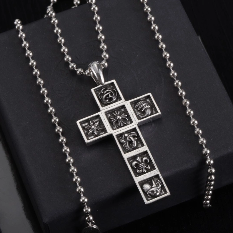 Compact Chrxmx Hxxrts Necklaces 296062
