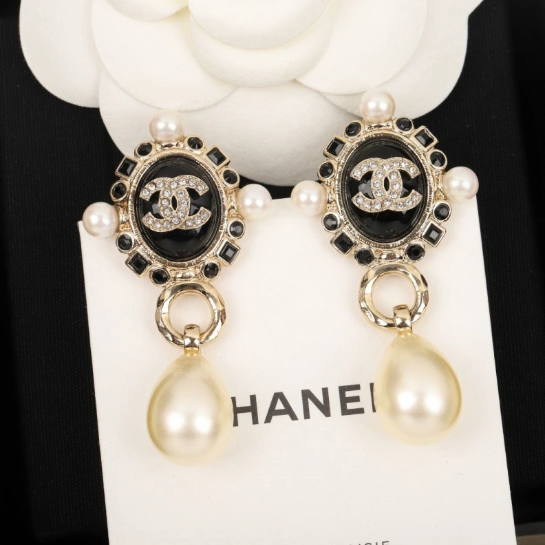 HighQuality Chxnxl Earrings 284382