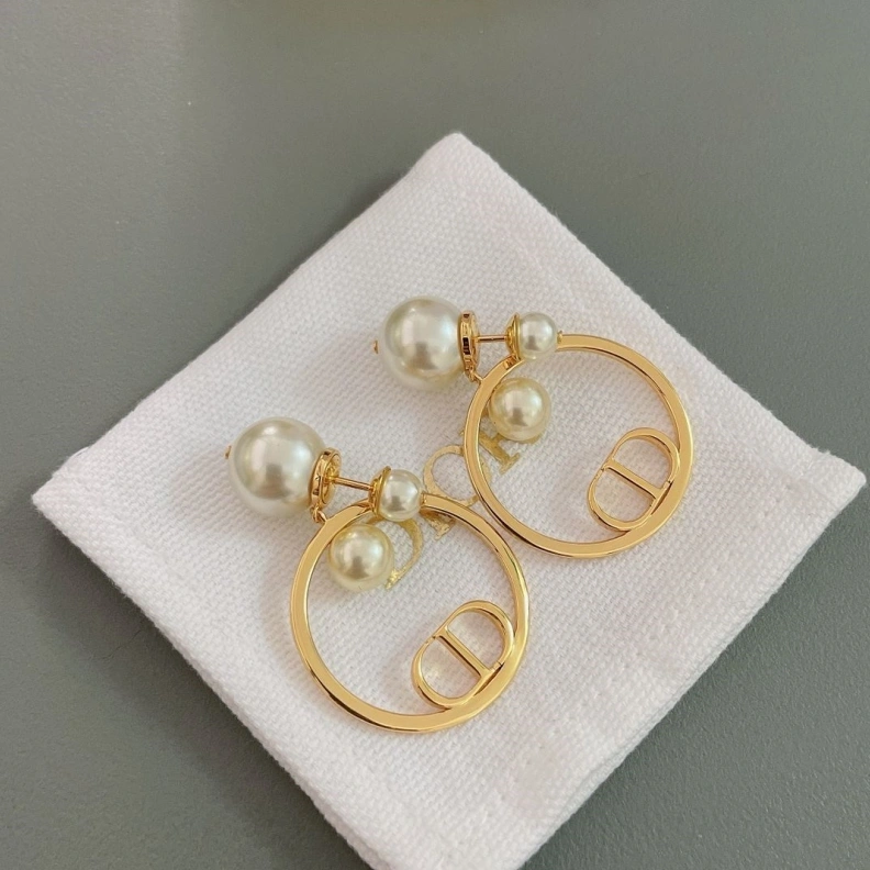 Christian Dxxr Earrings Modern 293906