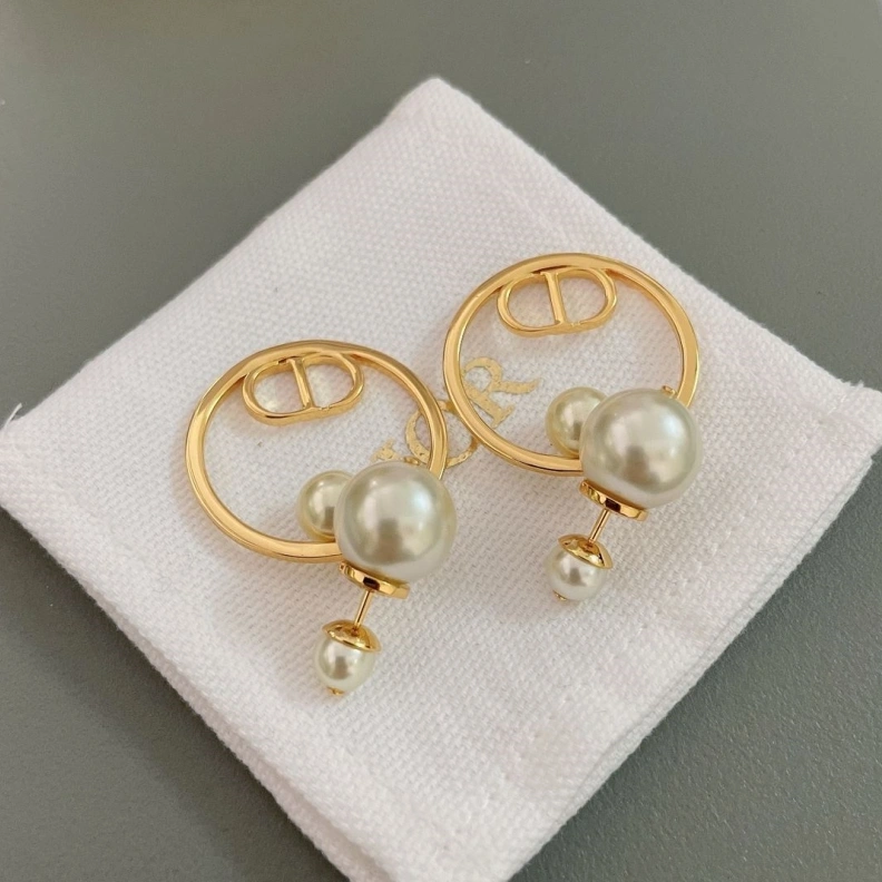 Christian Dxxr Earrings Modern 293906
