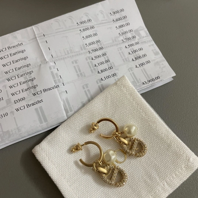 Minimalist Christian Dxxr Earrings 293905