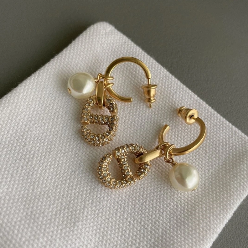 Minimalist Christian Dxxr Earrings 293905