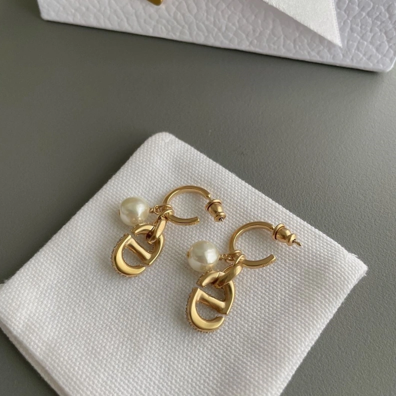 Minimalist Christian Dxxr Earrings 293905