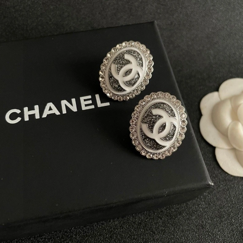 Resilient Chxnxl Earrings 284369
