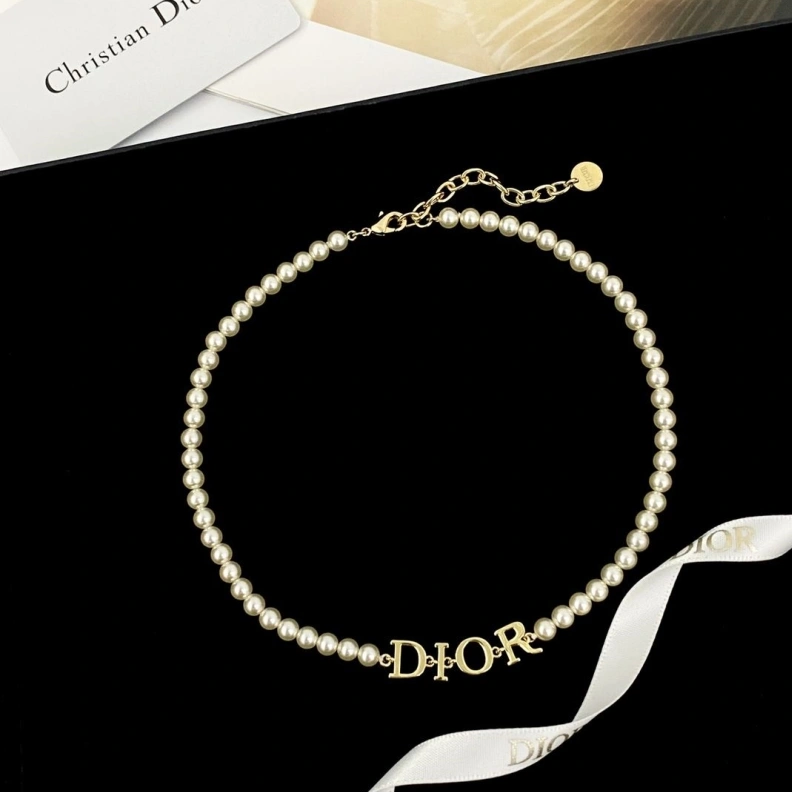 EyeCatching Christian Dxxr Necklaces 293754