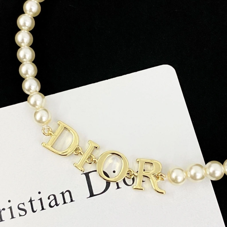 EyeCatching Christian Dxxr Necklaces 293754