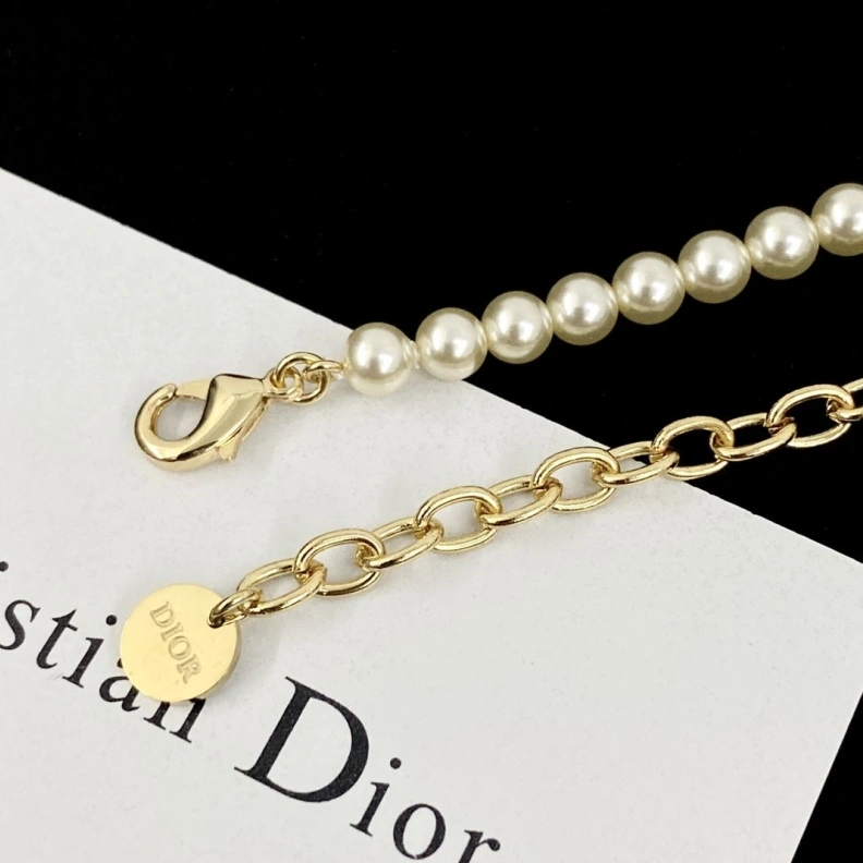 EyeCatching Christian Dxxr Necklaces 293754