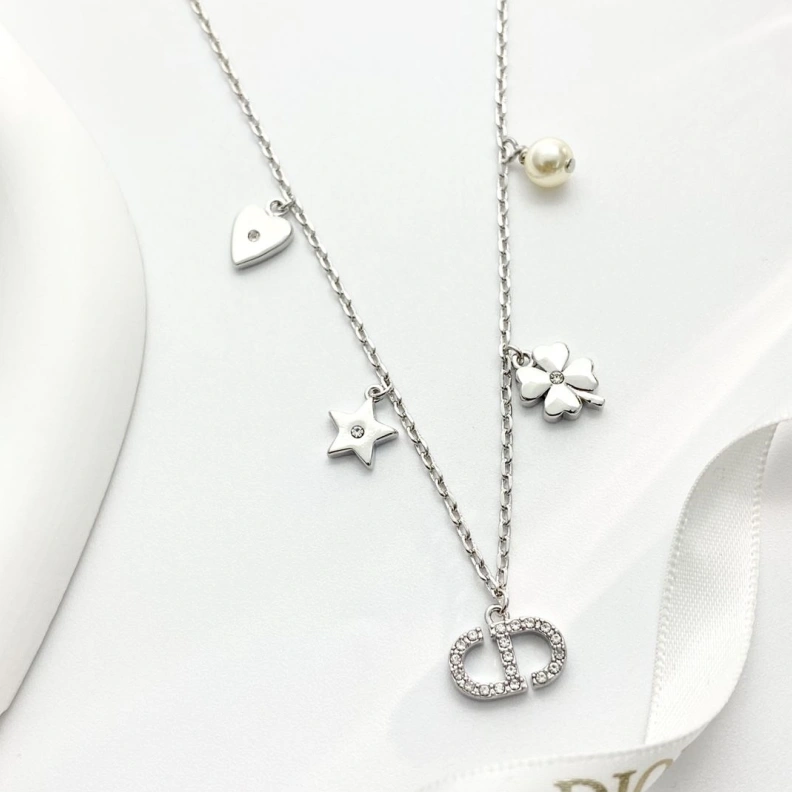 Christian Dxxr Necklaces Unique 293752