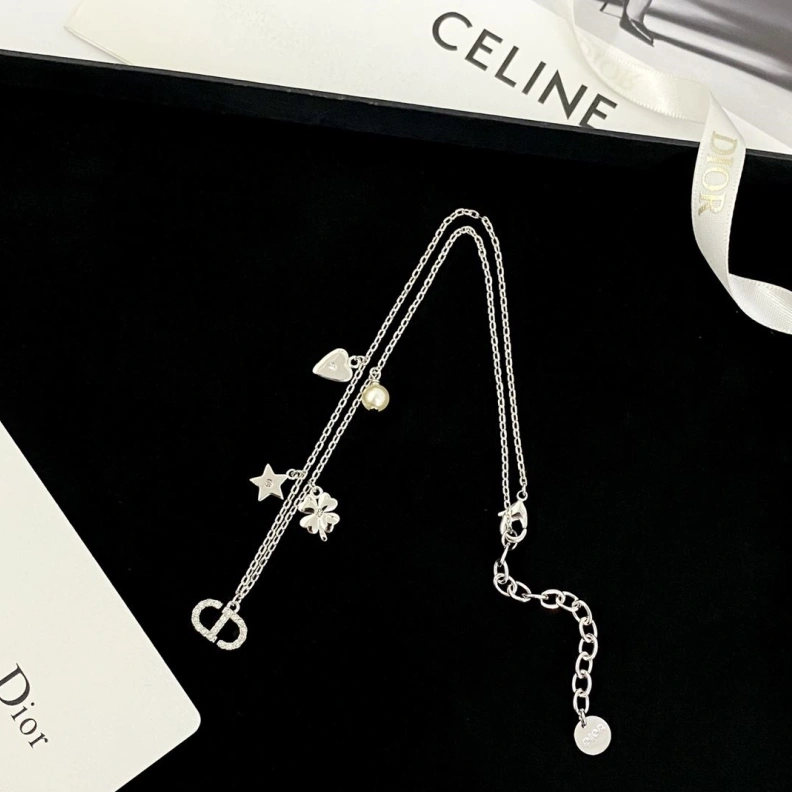 Christian Dxxr Necklaces Unique 293752