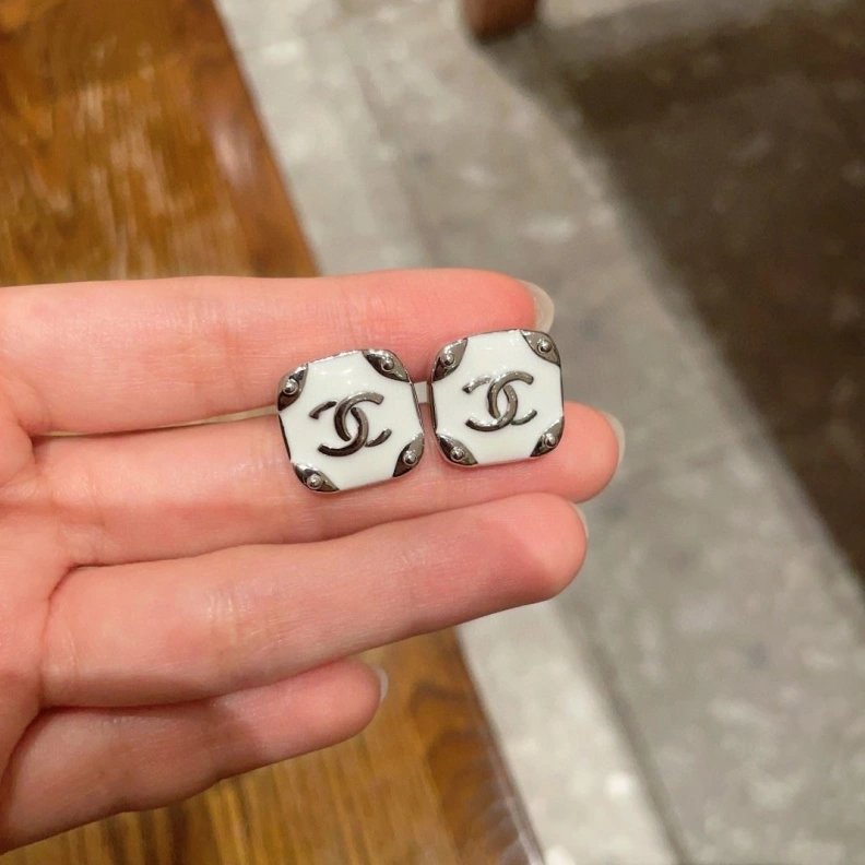 Bright Chxnxl Earrings 284360