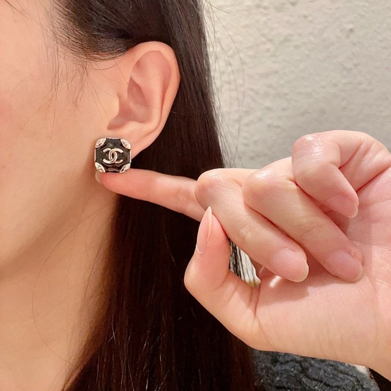 Chxnxl Earrings Timeless 284359