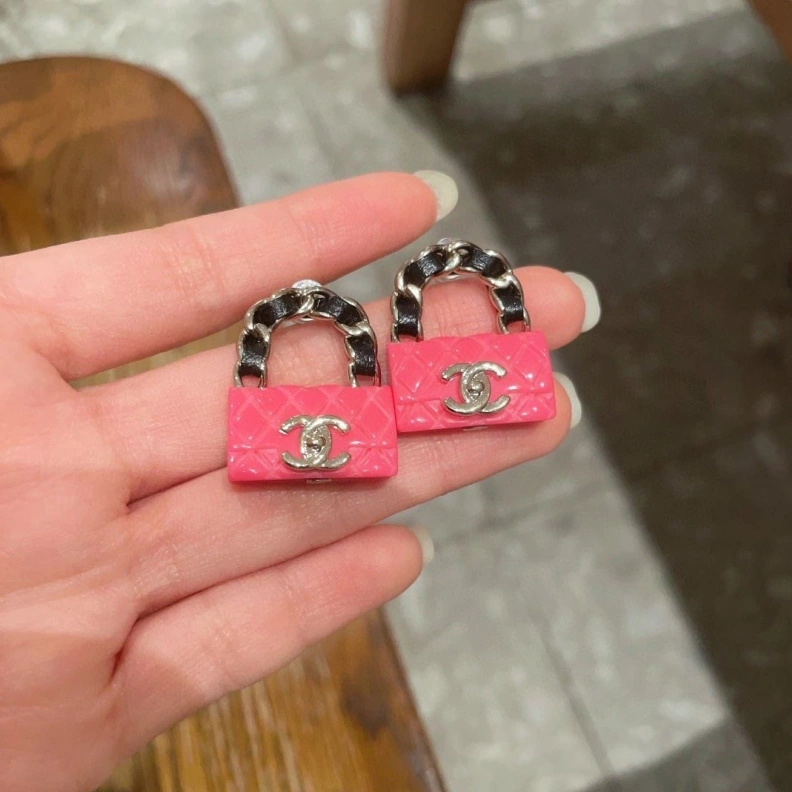 Stylish Chxnxl Earrings 284358