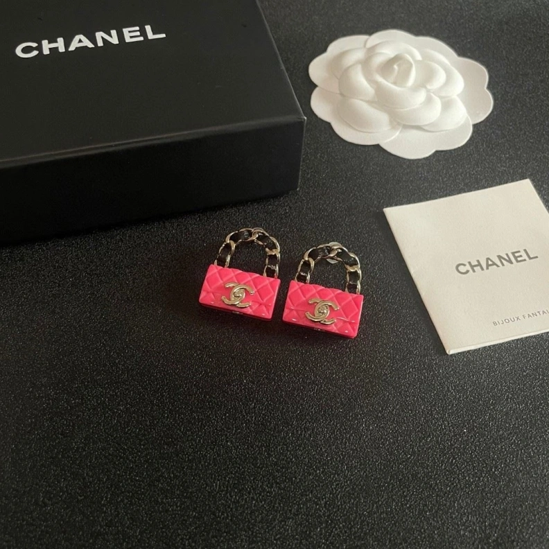 Stylish Chxnxl Earrings 284358