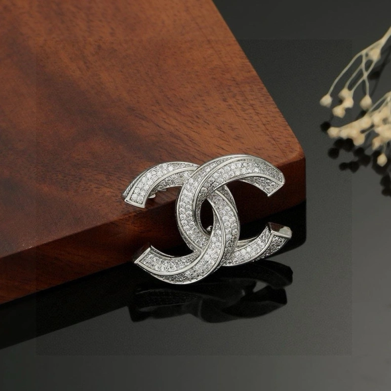 UrbanStyle Chxnxl Brooches 284640