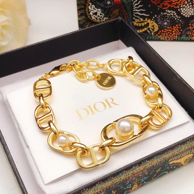 Christian Dxxr Necklaces ModernLook 293751