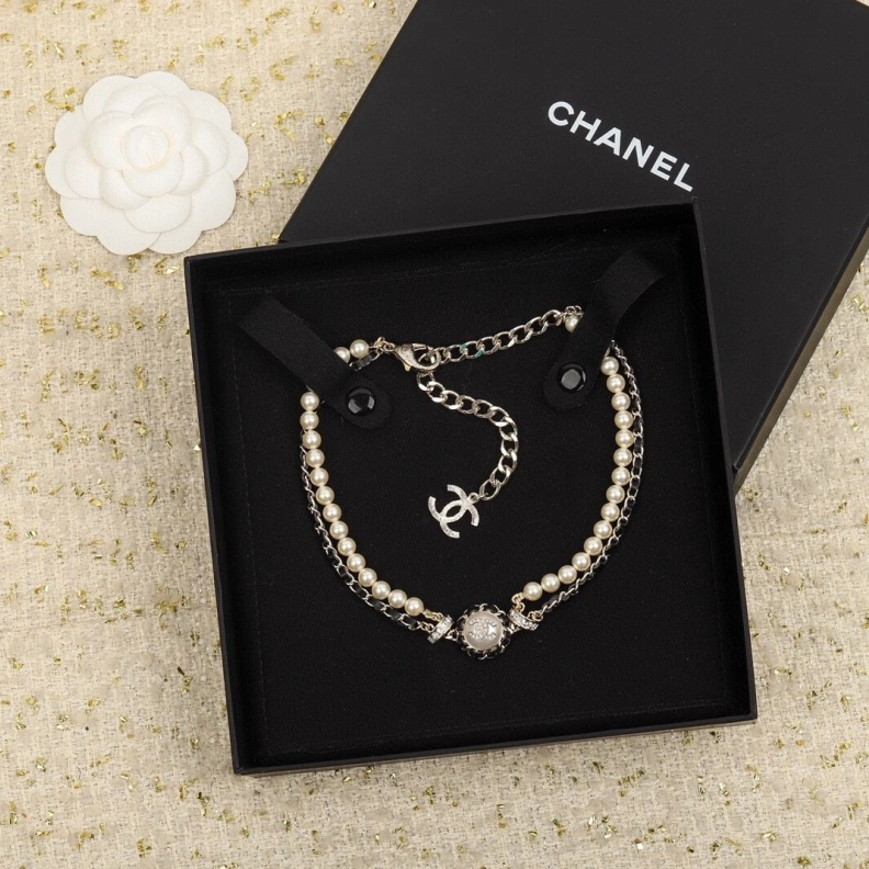Affordable Chxnxl Necklaces 284954