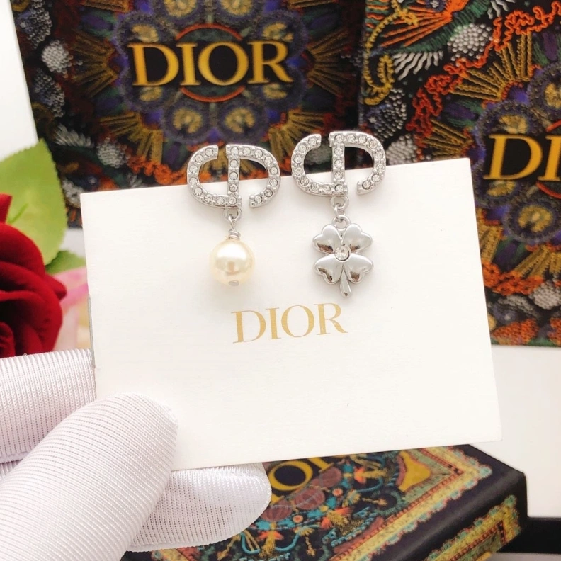 Trendsetting Christian Dxxr Earrings 293893