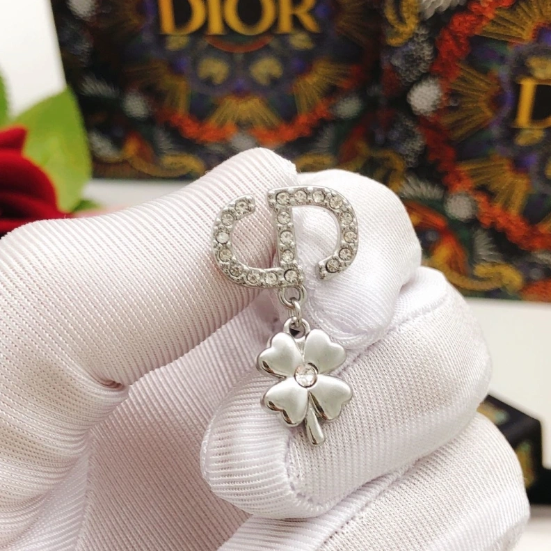 Trendsetting Christian Dxxr Earrings 293893