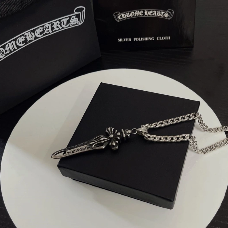 Efficient Chrxmx Hxxrts Necklaces 296052