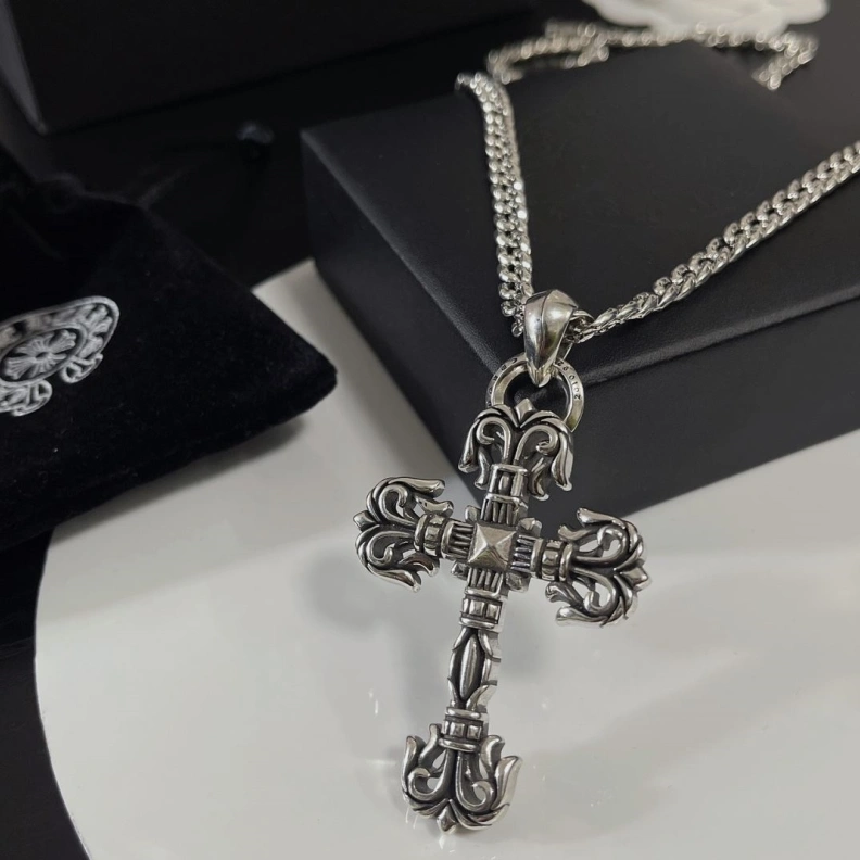 DailyWear Chrxmx Hxxrts Necklaces 296051