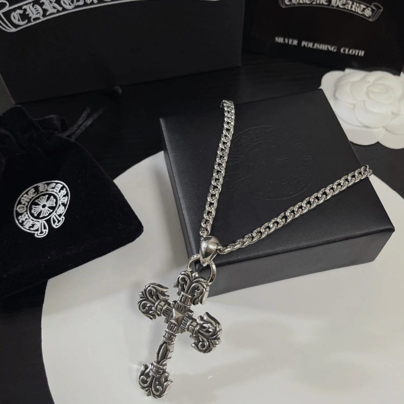 DailyWear Chrxmx Hxxrts Necklaces 296051