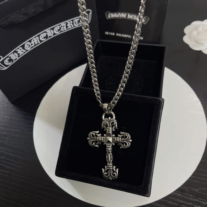 DailyWear Chrxmx Hxxrts Necklaces 296051