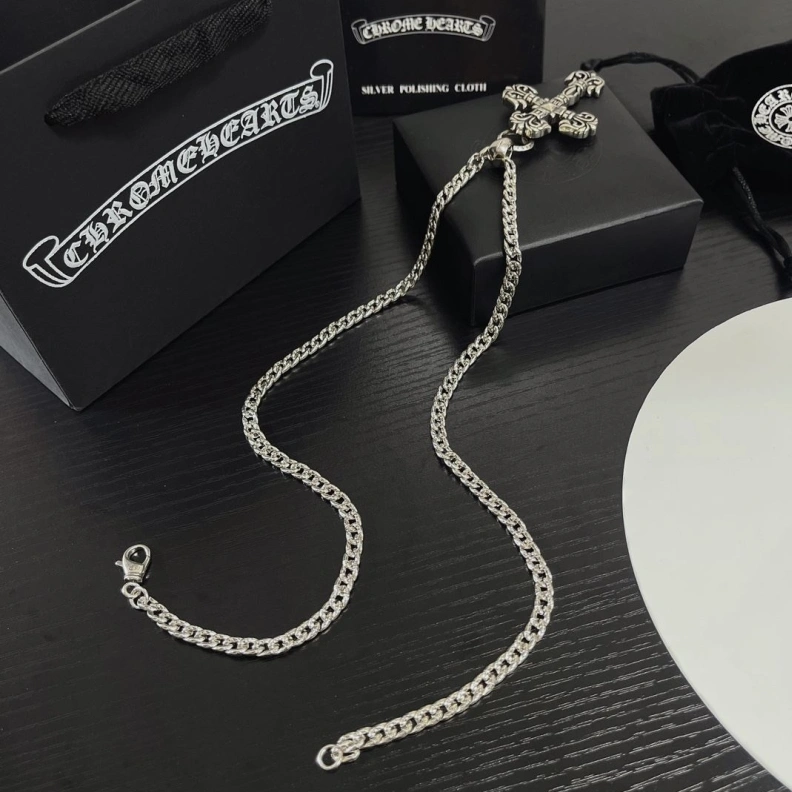 DailyWear Chrxmx Hxxrts Necklaces 296051