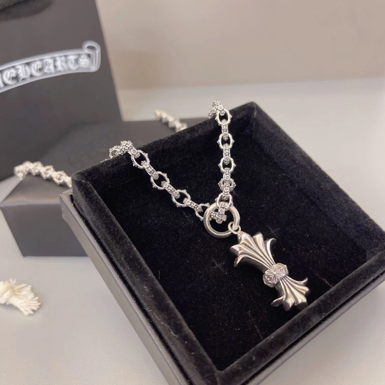Practical Chrxmx Hxxrts Necklaces 296045