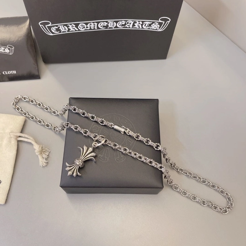 Practical Chrxmx Hxxrts Necklaces 296045