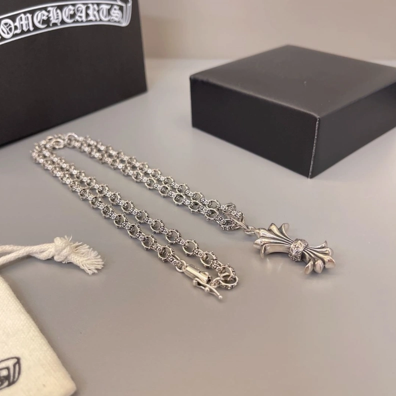 Practical Chrxmx Hxxrts Necklaces 296045