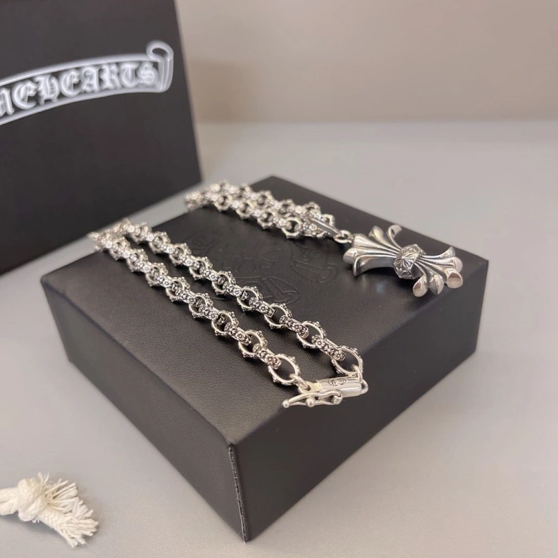 Practical Chrxmx Hxxrts Necklaces 296045