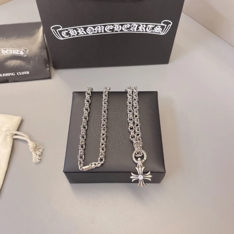 Chrxmx Hxxrts Necklaces Cozy 296035