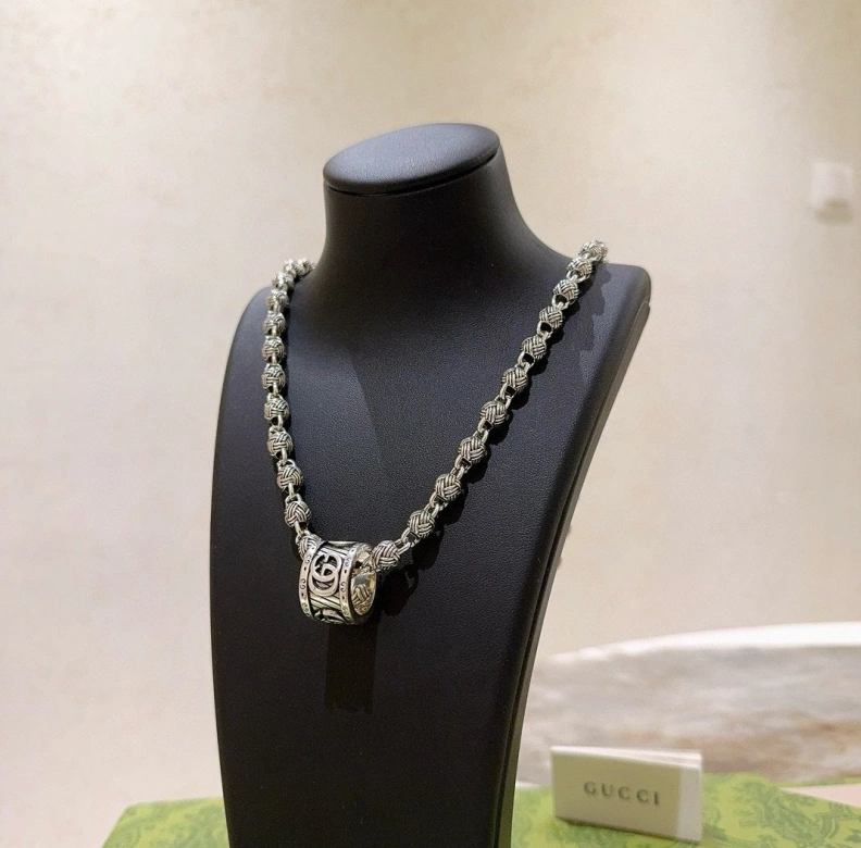 Stylish Gxccx Necklaces 302063