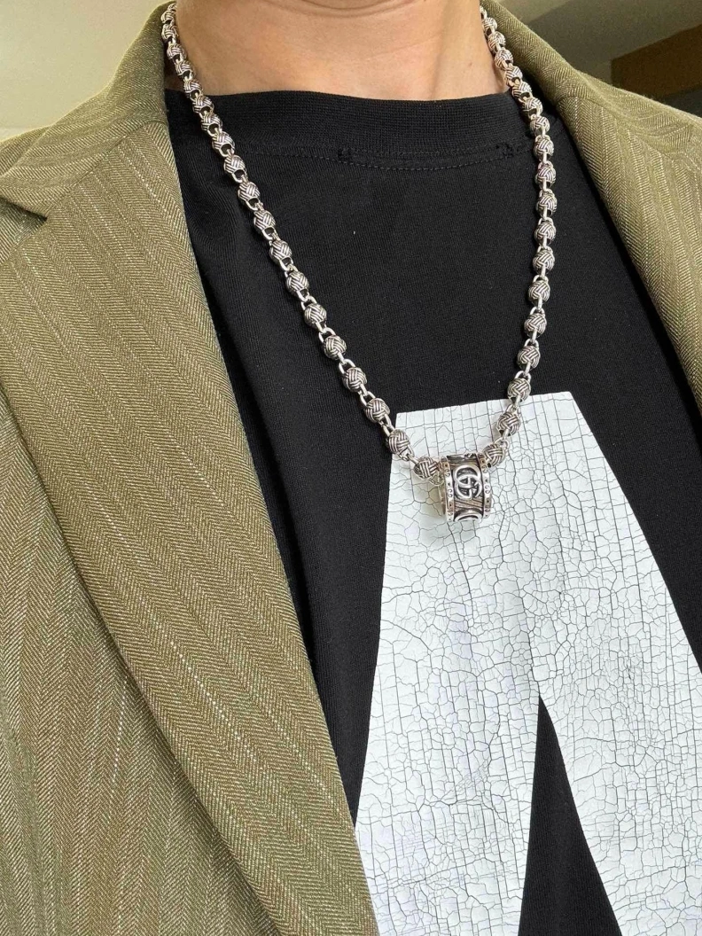Stylish Gxccx Necklaces 302063