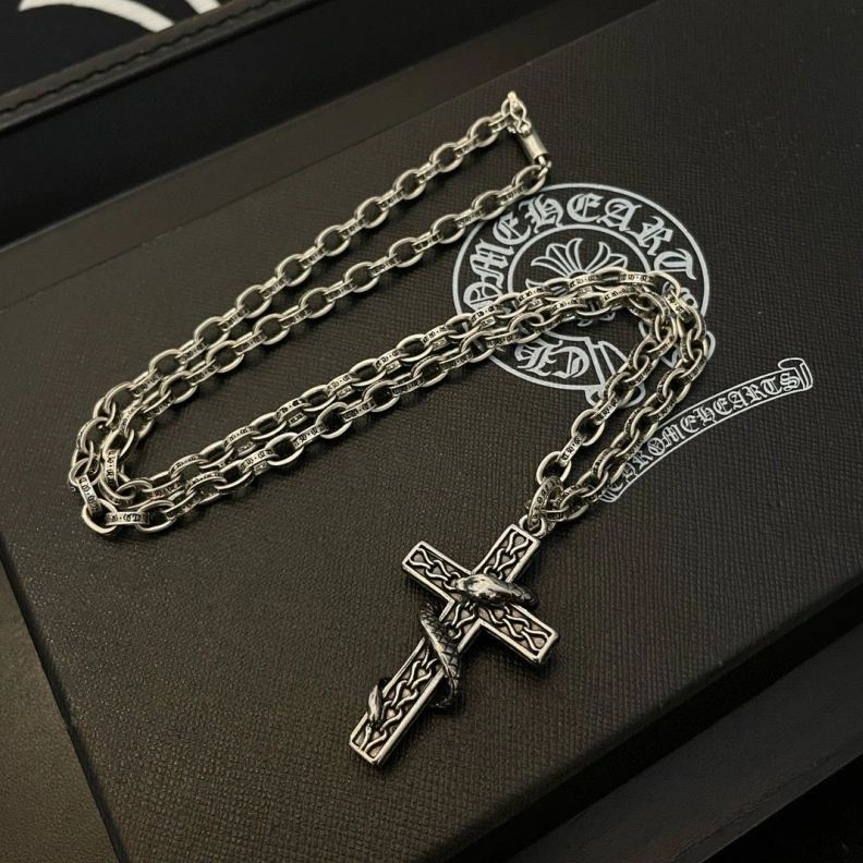 Affordable Chrxmx Hxxrts Necklaces 296037