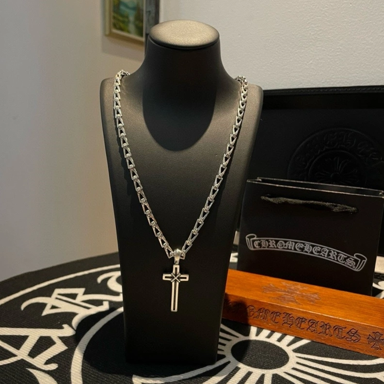 Chrxmx Hxxrts Necklaces Resilient 296027