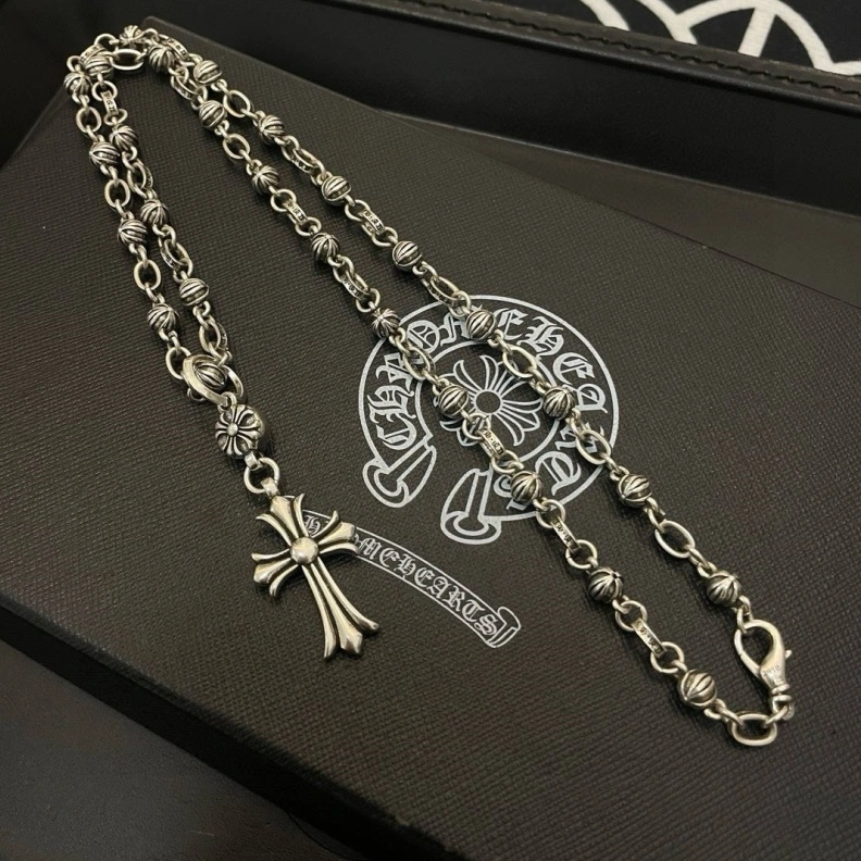 Vibrant Chrxmx Hxxrts Necklaces 296032