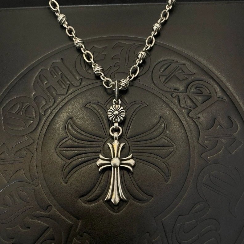 Vibrant Chrxmx Hxxrts Necklaces 296032