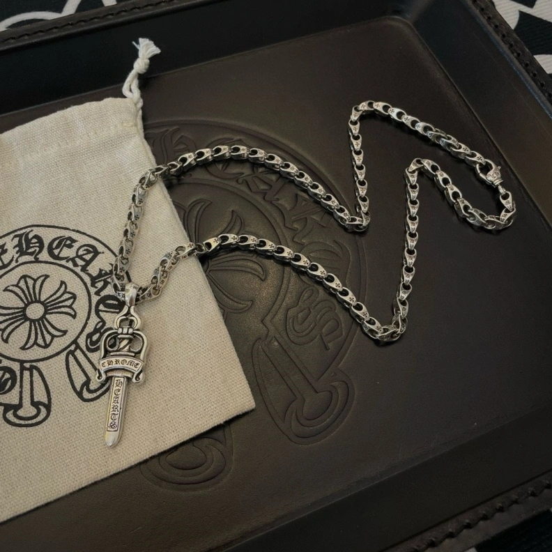 Chrxmx Hxxrts Necklaces EasyMatch 296024