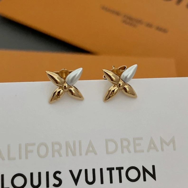 EyeCatching LX Earrings 308642