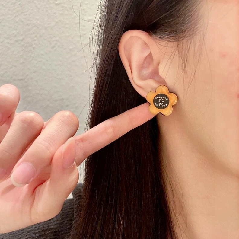 Elegant Chxnxl Earrings 284334