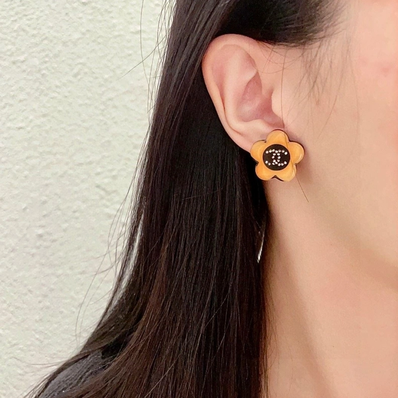 Elegant Chxnxl Earrings 284334