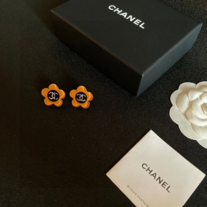 Elegant Chxnxl Earrings 284334