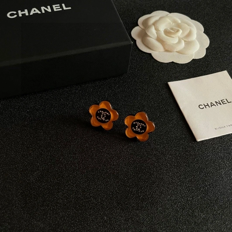 Elegant Chxnxl Earrings 284334