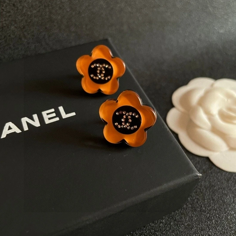 Elegant Chxnxl Earrings 284334