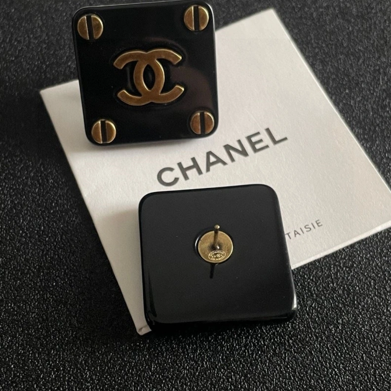 UrbanStyle Chxnxl Earrings 284331