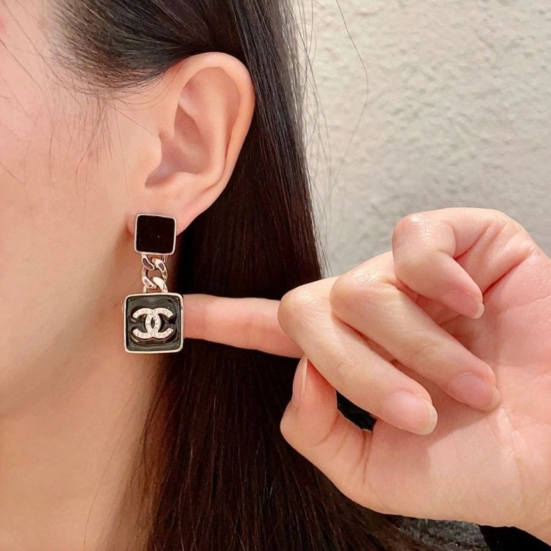 Chxnxl Earrings Bold 284329