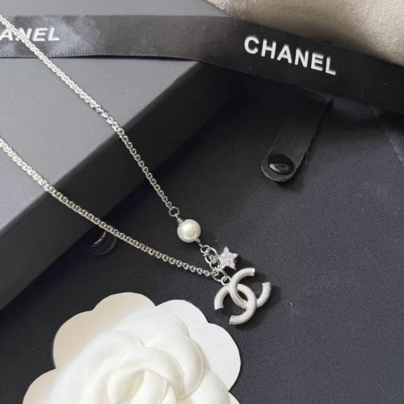 Chxnxl Necklaces Refined 284957